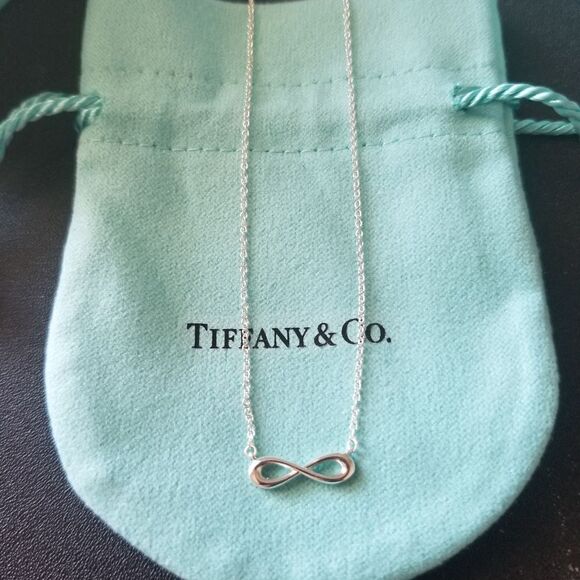 NWT Tiffany & Co. Infinity Necklace - Picture 4 of 7